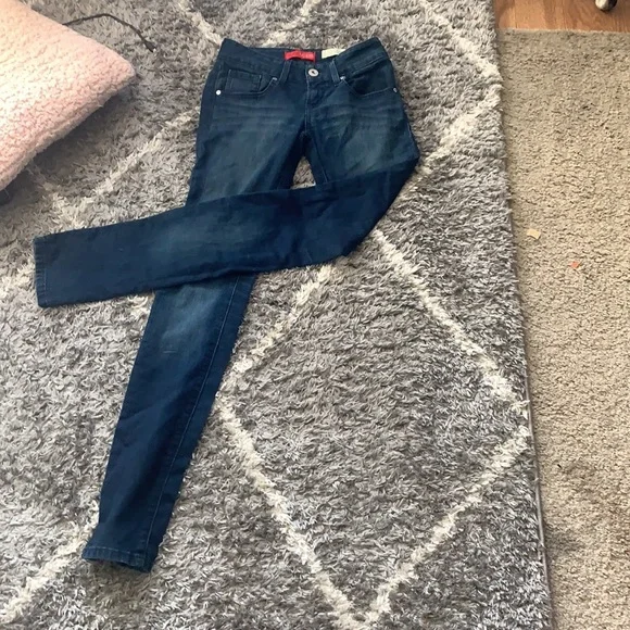 Jeans - Picture 2 of 4